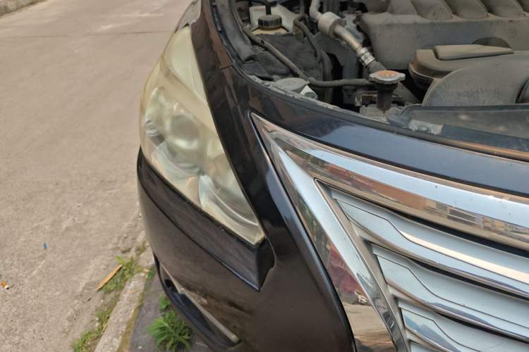 Used Nissan Teana 2013 2.0L XL Comfort Edition Right Front Headlight