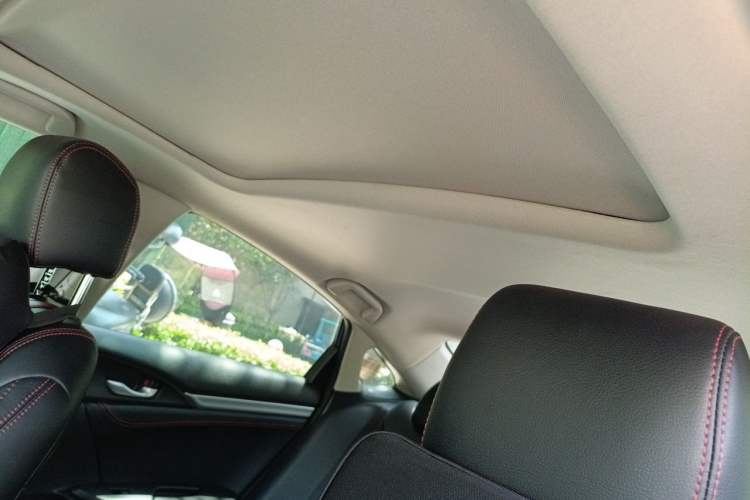 Used Honda Civic 2016 220TURBO CVT Luxury Edition
