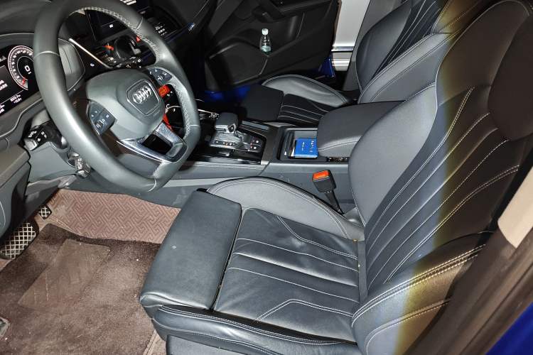 Used Audi Q5L 2022 40T Luxury Dynamic Model