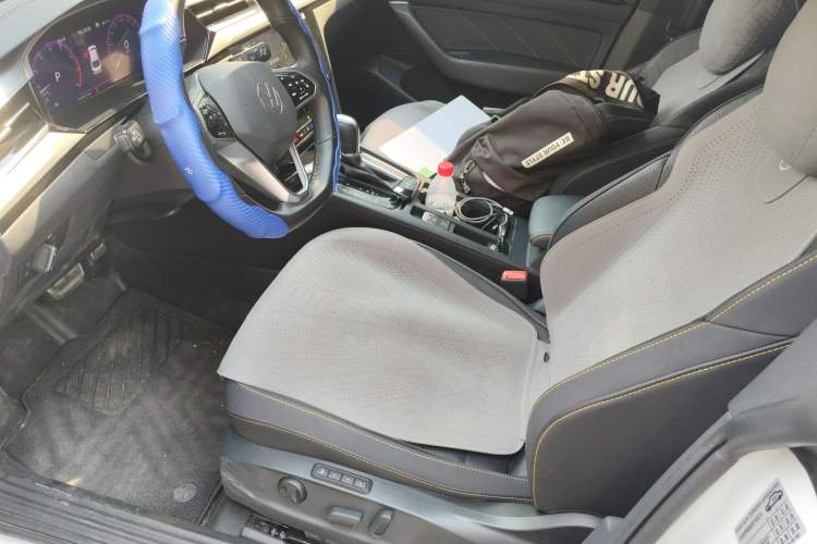 Used Volkswagen FAW-Volkswagen CC 2024 380TSI Striking Edition Left Front Seat