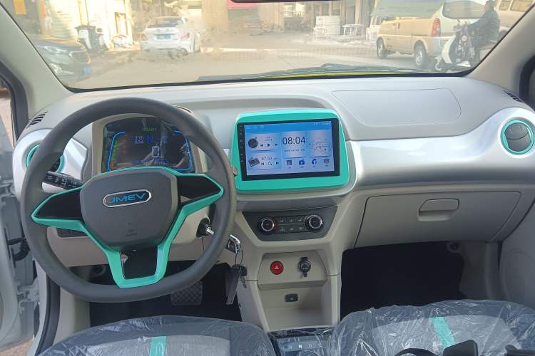 Used JMEV Xiao Qilin 2026 Model PLUS+ Comfort Version
