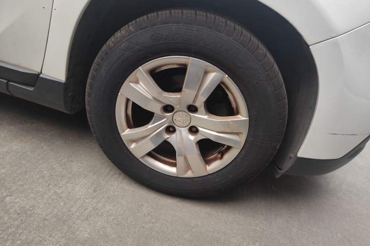 Used Peugeot 2008 2014 1.6L Automatic Trend Edition Right Front Wheel Hub