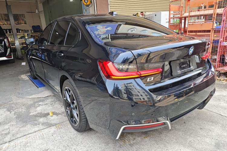 Used BMW i3 2023 eDrive 40 L Midnight Sports Package