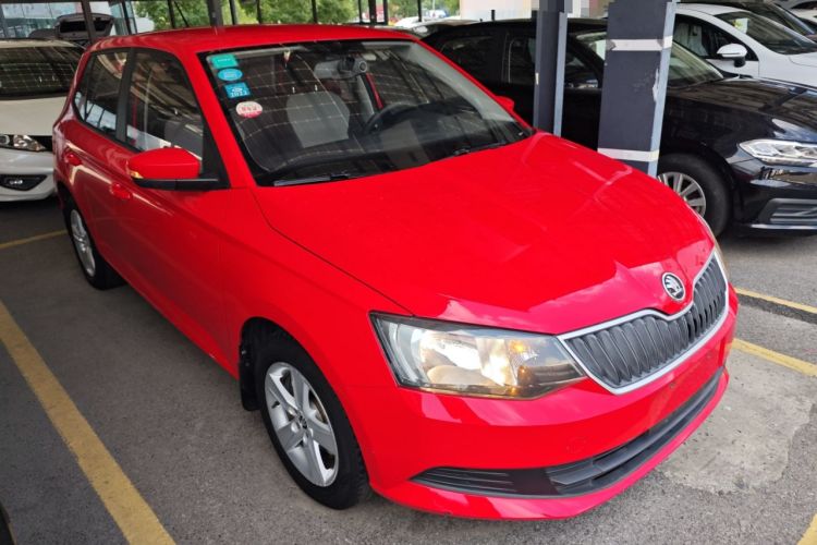 Used Skoda Fabia 2016 1.4L Automatic Car Enjoy Edition
