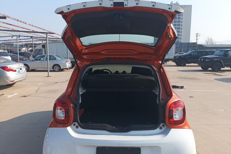 Used smart forfour 2016 1.0L 52 kW Passion Edition
