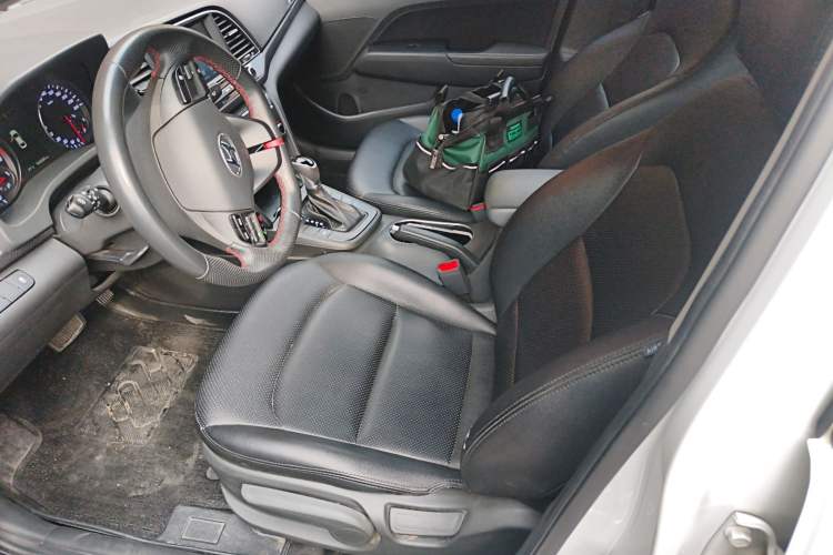 Used Hyundai Elantra (6th Generation / Lingdong) 2018 1.4T Dual-Clutch Xuan Dong · Dynamic Edition Left Front Seat