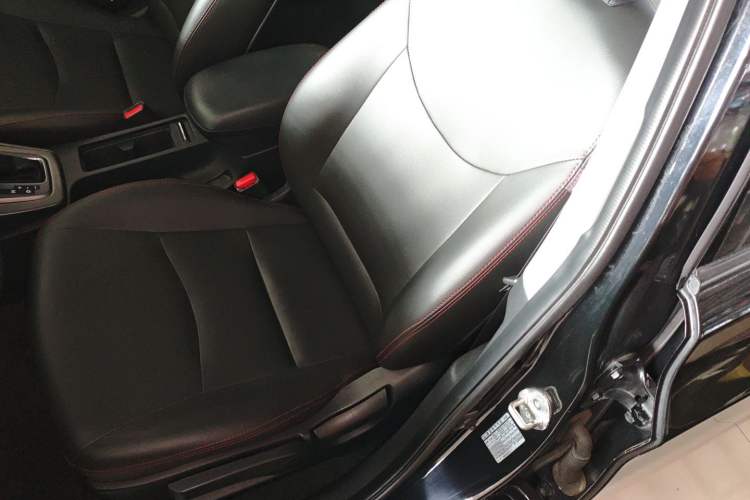 Used Hyundai Elantra (5th Generation / Langdong) 2012 1.6L Automatic Fashion Edition
