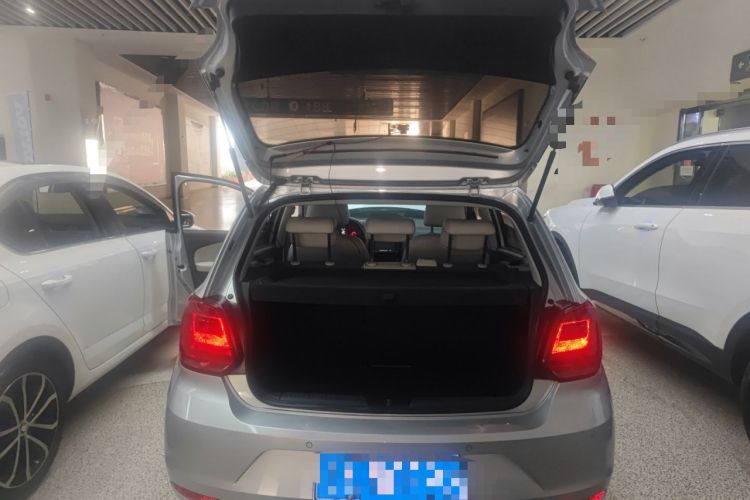 Used Volkswagen Polo 2014 1.6L Automatic Comfort Edition
