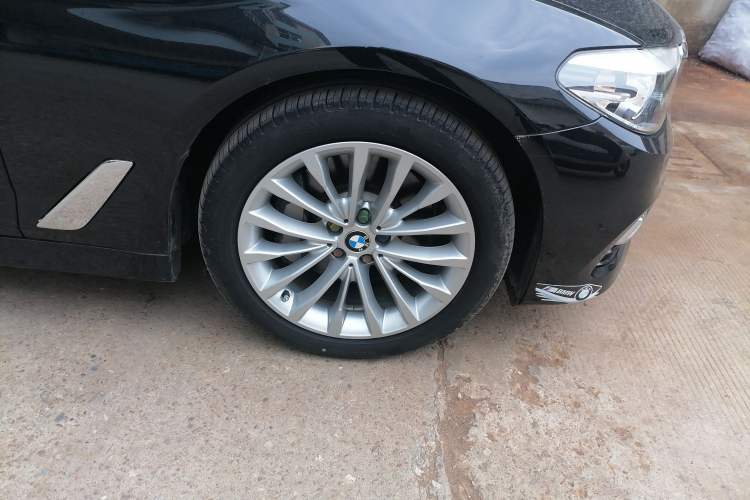 Used BMW 5 Series 2019 530Li Leading Model Luxury Package
