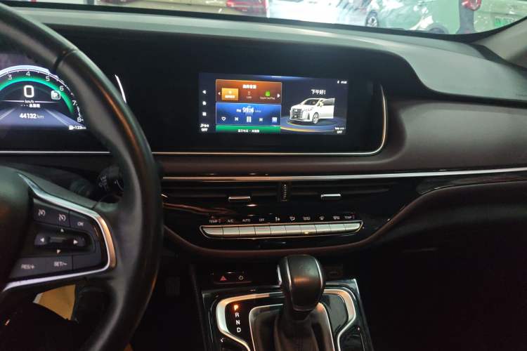 Used GAC Trumpchi M6 2023 PRO 270T DCT Luxury Edition Audio And AC Panel