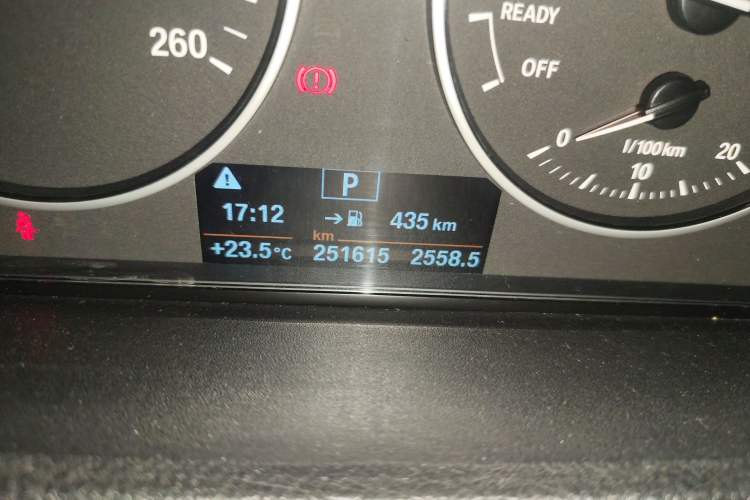 Used BMW 3 Series 2016 320Li Ambition Model
