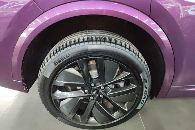 Used Li Auto L9 2022 Max model