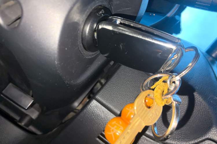 Used Mazda Mazda 3 2015 Hatchback 1.6L Manual Comfort Edition