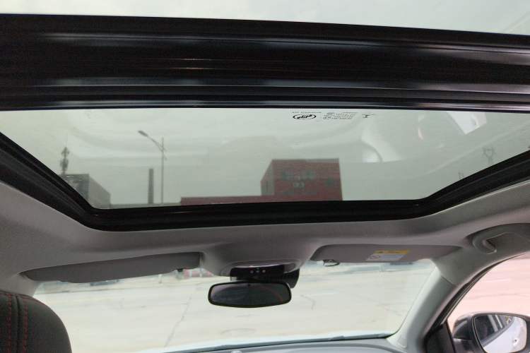 Used Chevrolet Trax 2021 Redline 335T CVT Luxury Edition China VI Standard