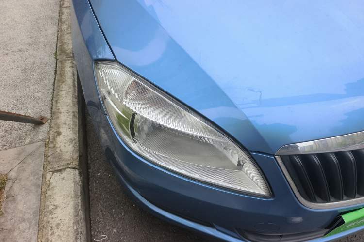 Used Skoda Fabia 2014 1.4L Automatic Crystal Edition