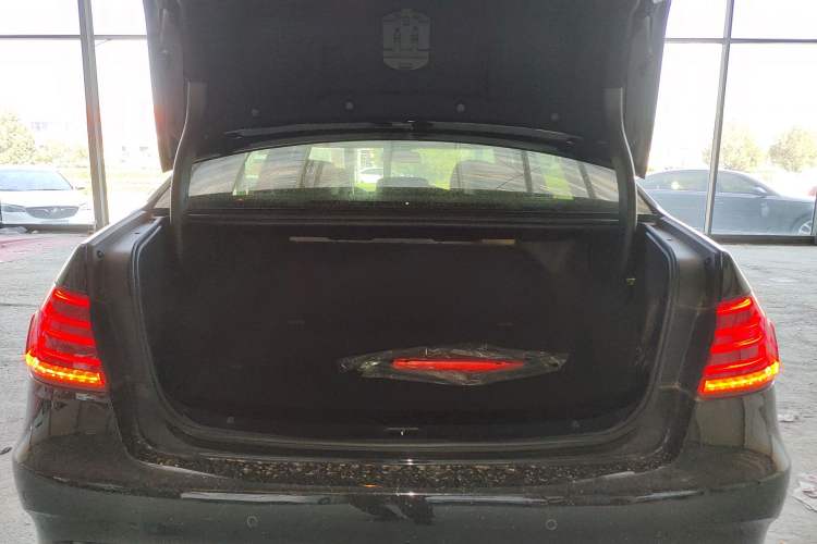 Used Mercedes-Benz E-Class 2015 Restyled E 260 L Sport Edition