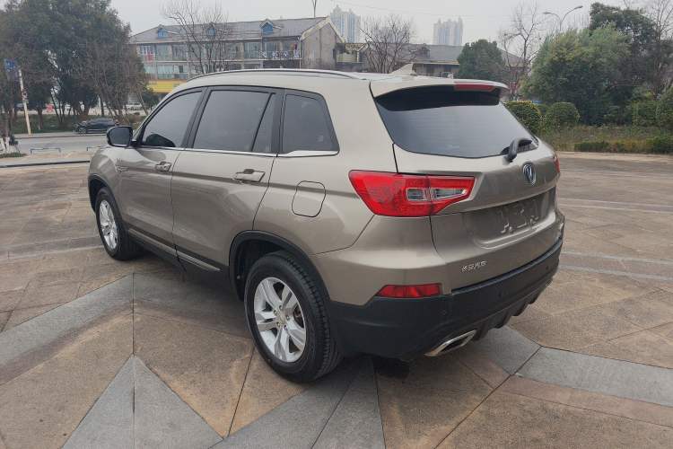 Used CHANGAN CS75 2016 1.5T Manual FENGSHANG Model
