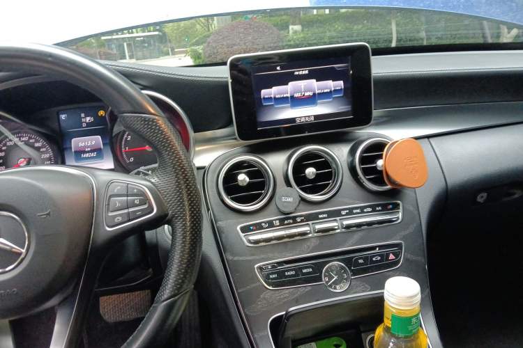 Used Mercedes-Benz C-Class 2015 Revised C 200 L Sport Edition Audio And AC Panel