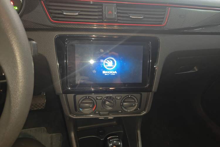 Used Skoda Rapid Spaceback 2020 1.5L Automatic Comfort Edition
