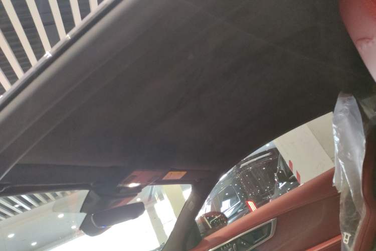 Used Jaguar F-TYPE 2023 P300 Hardtop Version R-DYNAMIC BLACK
