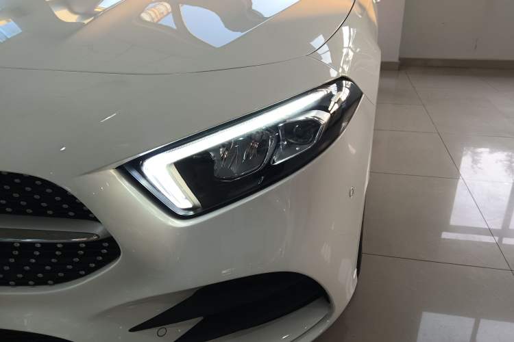 Used Mercedes-Benz A-Class 2021 A 200 L Sport Sedan Fashion Model