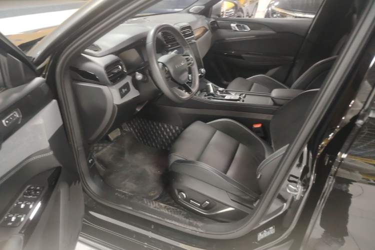 Used Lynk & Co 02 Hatchback 2022 2.0TD Pro