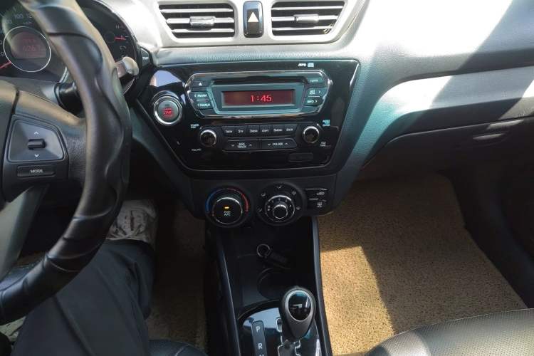 Used Kia K2 2011 Sedan 1.6L Automatic Transmission Premium Audio And AC Panel