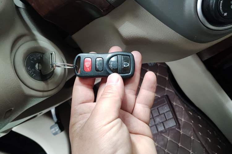 Used Nissan Sylphy 2009 1.6XE Automatic Comfort Edition Vehicle Key