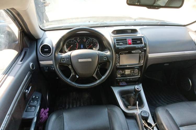 Used Haval H5 Classic 2016 Classic Edition 2.0T Manual 4x4 Prestige Model Steering Wheel