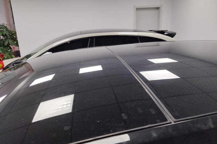 Used ONVO Luxeed L90 2025 Model—Max Six-Seater Version
