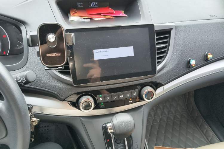 Used Honda CR-V 2016 2.0L Two-Wheel Drive Classic Edition Audio And AC Panel