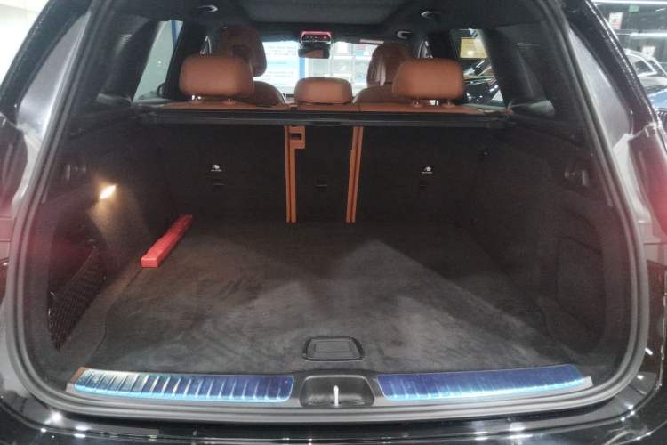 Used Mercedes-Benz GLC 2023 Refreshed GLC 300 L 4MATIC Dynamic Edition 5 Seats