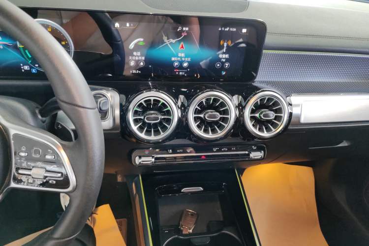 Used Mercedes-Benz GLB 2021 GLB 200 Fashion Model Audio And AC Panel