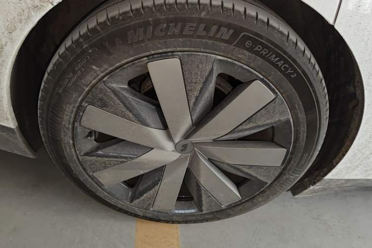 Used Li Auto Li Auto i6 2025 Model Two-Wheel-Drive Standard Type