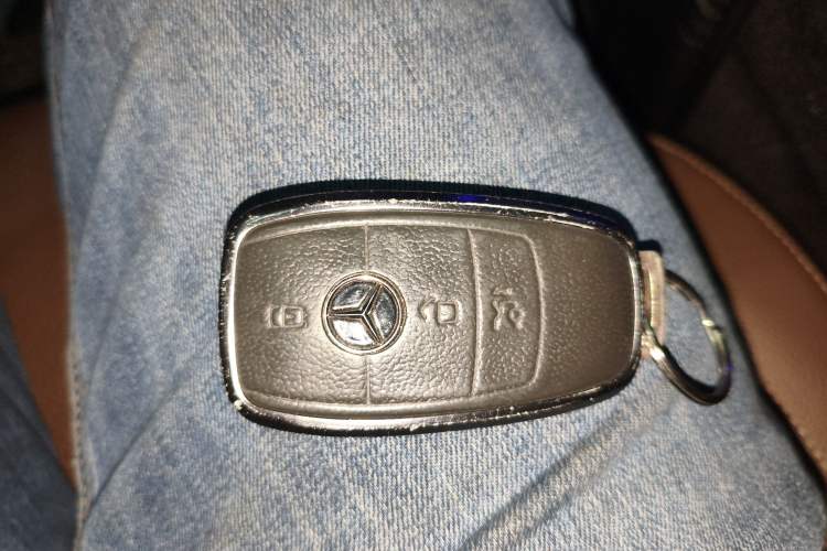 Used Mercedes-Benz E-Class 2019 Restyled E 300 L Sporty and Stylish Edition
