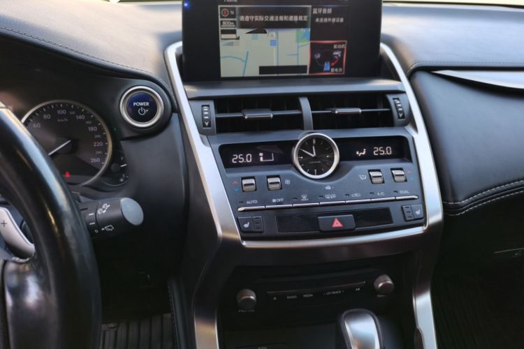 Used Lexus NX 2017 300h Front-Drive FENGSHANG Edition Audio And AC Panel