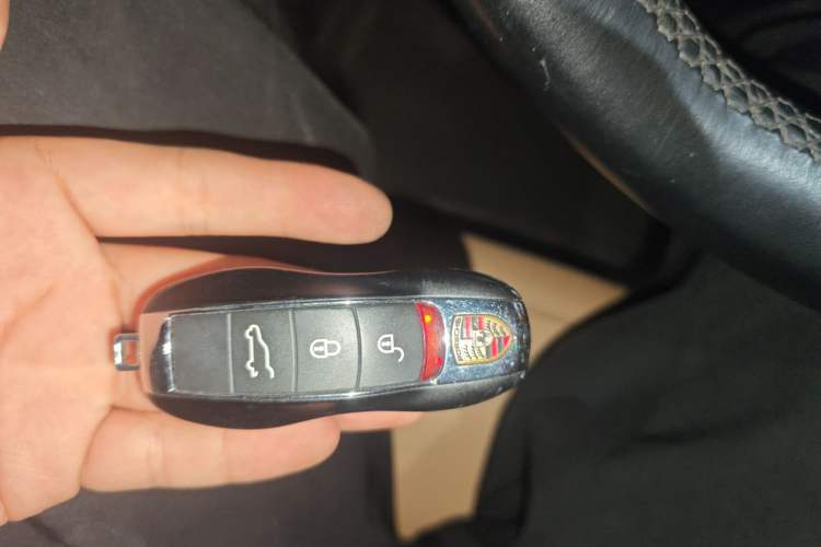 Used Porsche Cayenne 2015 Cayenne 3.0T Vehicle Key