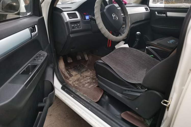 Used CHANGAN KAICHENG Shenqi F30 2019 1.5L Comfort Edition China VI Dual-Cab Long Wheelbase DAM15KL Driver Seat