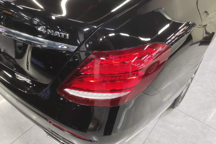 Used Mercedes-Benz E-Class 2019 E 260 L 4MATIC
