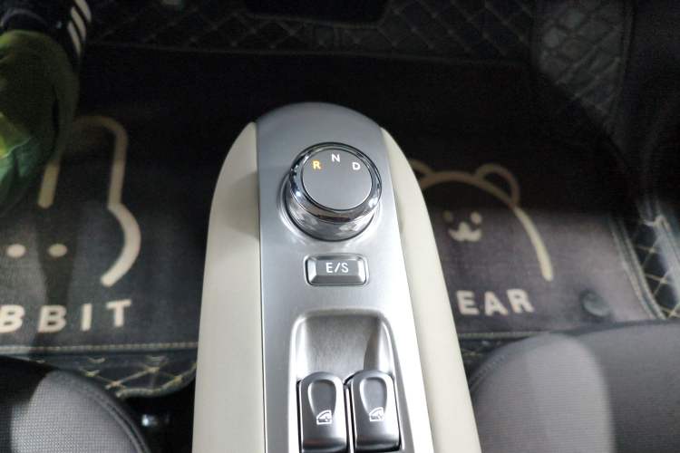 Used CHANGAN NEVO Lumin 2025 205 km Xiangqin Version Gear Lever