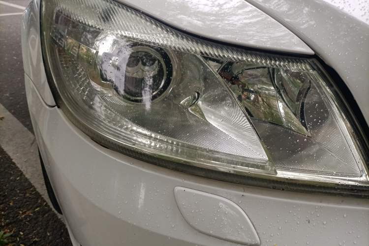 Used Skoda Octavia 2010 2.0 TSI RS Right Front Headlight