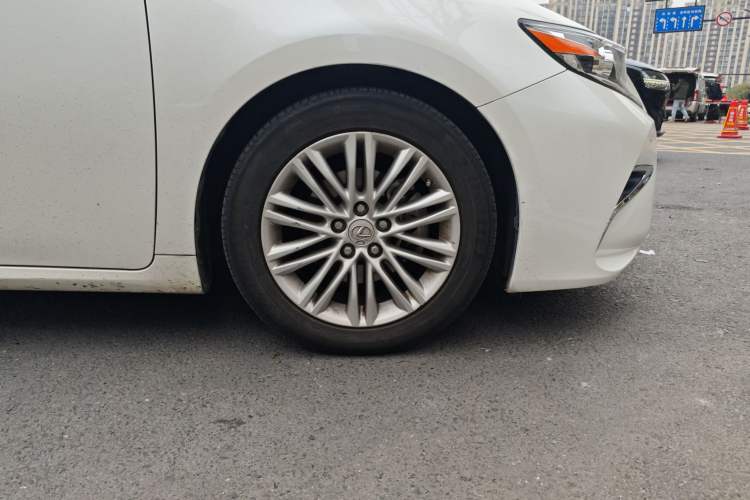 Used Lexus ES 2015 200 Elite Edition
