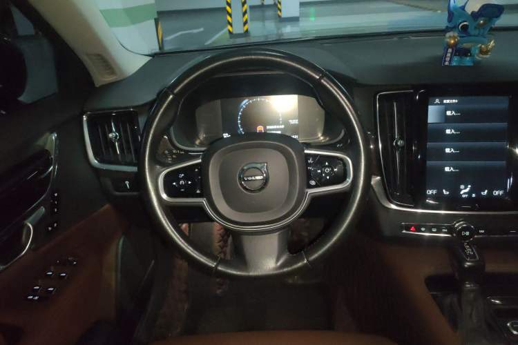 Used Volvo S90 2018 T4 Zhiyuan Edition Steering Wheel