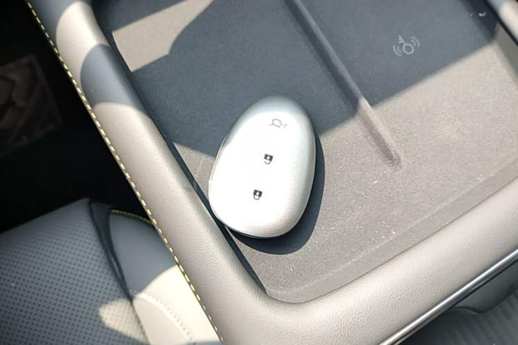 Used CHANGAN NEVO Q05 2026 Model 405Air Vehicle Key