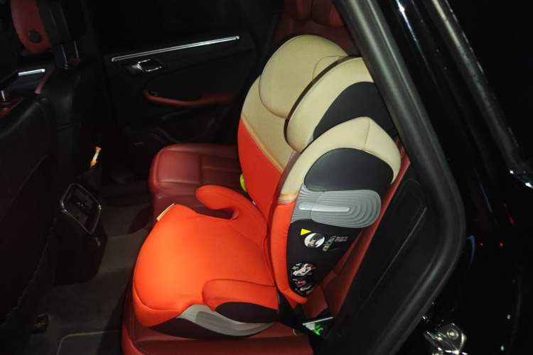 Used Porsche Macan 2022 Macan 2.0T