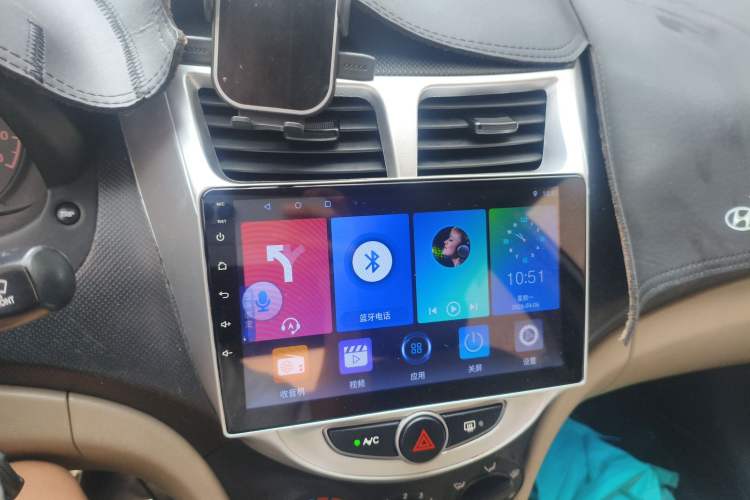 Used Hyundai Verna (older generation) 2014 1.4L Automatic Smart GLS Audio And AC Panel