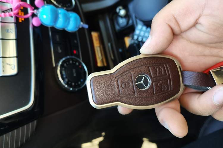 Used Mercedes-Benz GLE 2018 GLE 400 4MATIC Exclusive Edition Vehicle Key