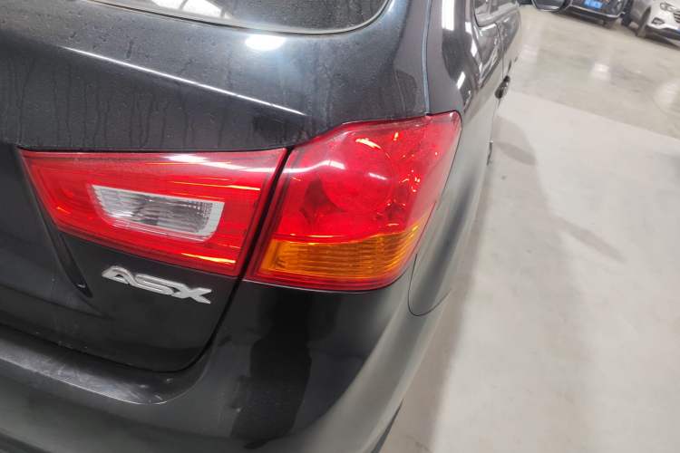 Used Mitsubishi ASX 2016 1.6L Manual Two-Wheel Drive Pioneer Edition