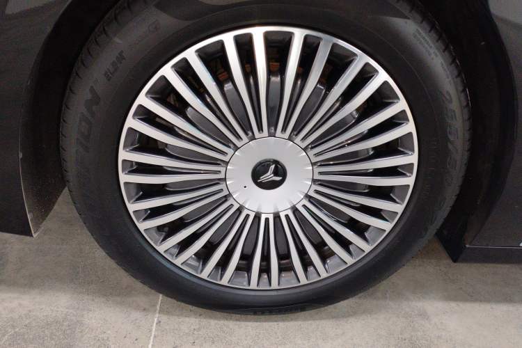 Used VOYAH Dream 2025 PHEV Four-Wheel-Drive Flagship Version – Qiankun Edition