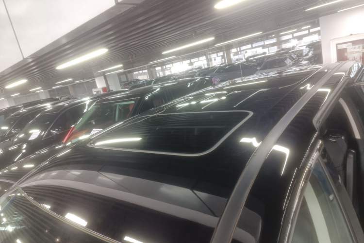 Used GAC Trumpchi E8 2024 Honor Series 2.0L Honor Edition Roof